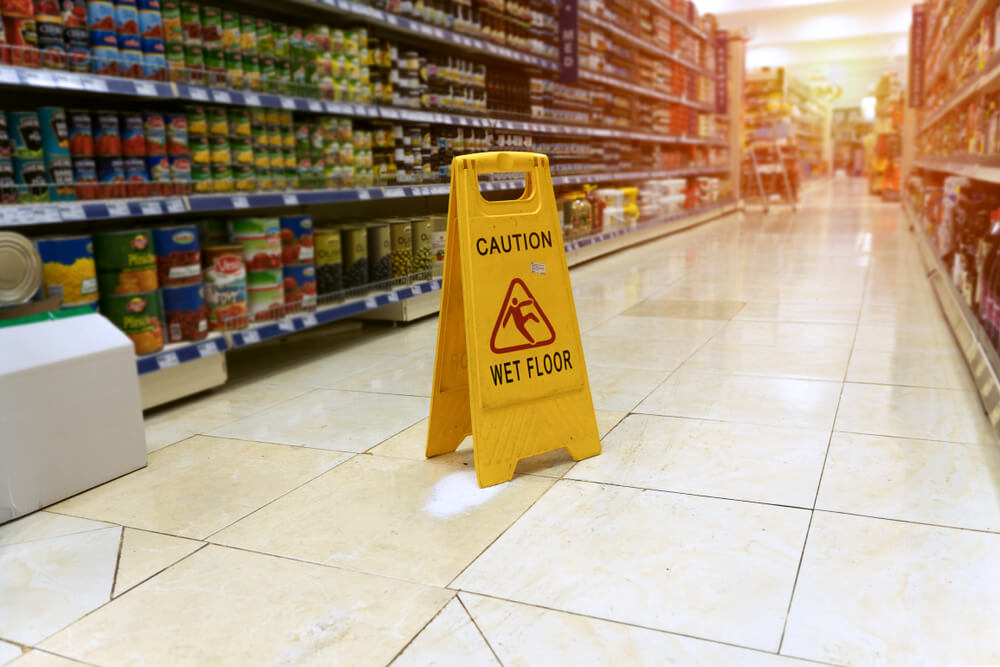 Slipped on a Wet Floor in a Supermarket in Nashville? What You Need to Know About Your Rights